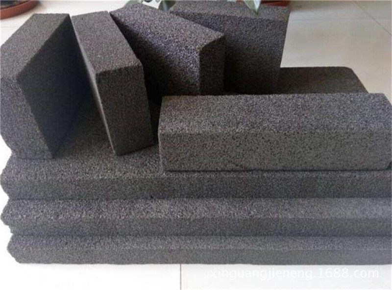 泡(pao)沫玻璃闆(pan)